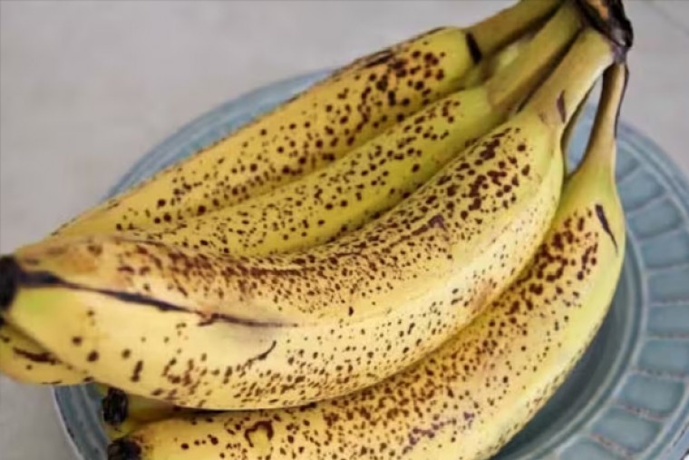   నల్లటి మచ్చలు ఉన్న అరటిపండును తినవచ్చా, తినకూడదా...?