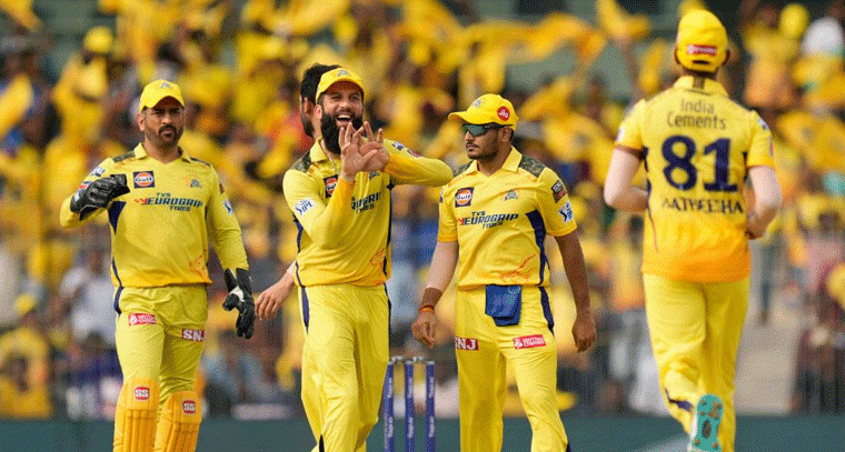MI vs CSK: చెన్నై బౌలర్ల ధాటికి కుదేలైన ముంబై బ్యాటింగ్, పెవిలియన్‌కు వరుసగా వెనుదిరిగిన బ్యాటర్లు! టార్గెట్ ఎంతంటే?