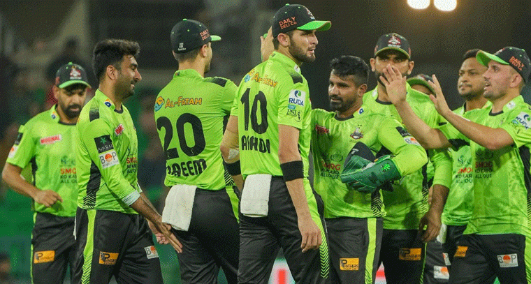 PSL బాల్ టాంపరింగ్ స్కాండల్: ముగ్గురు స్టార్ ప్లేయర్స్ కలసి వివాదంలో!