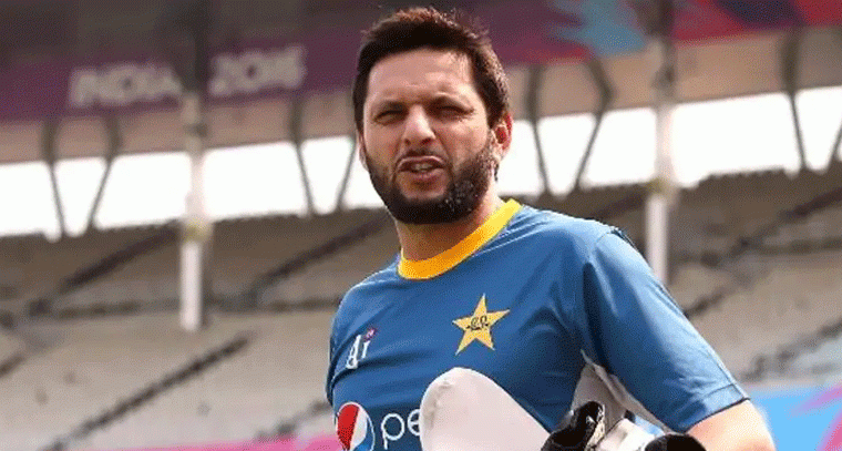 షాహిద్ అఫ్రిది వెల్లడింపు: నా ఫేవరెట్ భారత క్రికెటర్ సచిన్, కోహ్లీ కాదు!