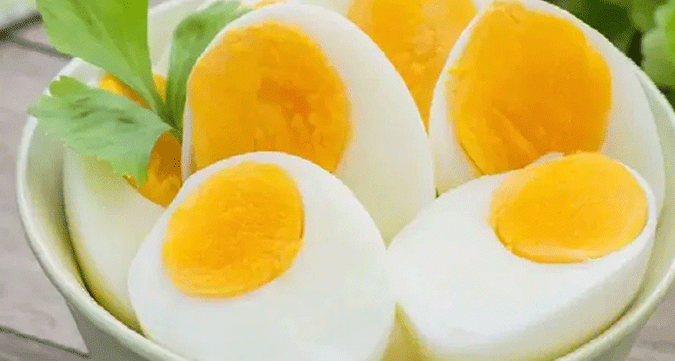 గుడ్డుతో ఈ ఆహారాలు కలిపి తింటే అస్సలు మంచిది కాదట!