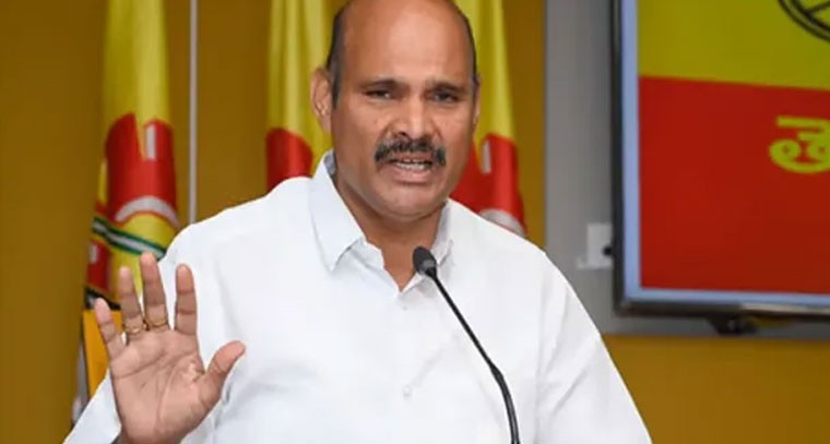 వైసీపీ ఉన్మాదాన్ని మించిన రాజకీయాలు చేస్తోంది : మంత్రి పార్థసారథి