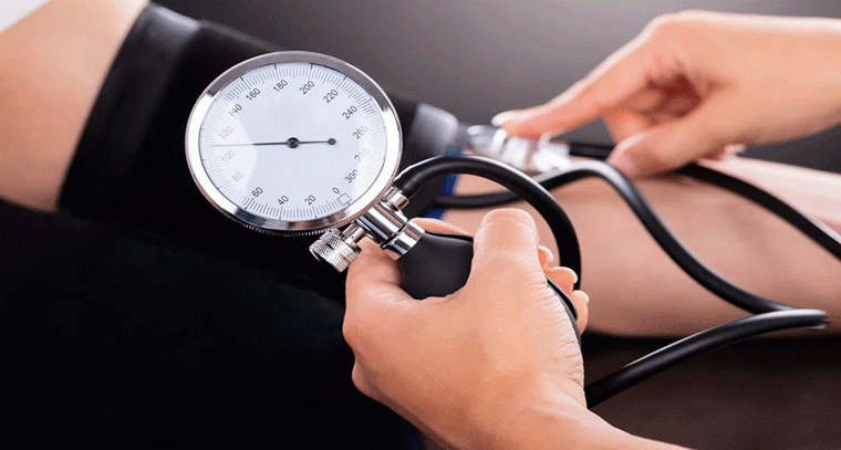 లక్షణాలు కనిపించేలోపే చేస్తాయి దాడి: తప్పనిసరిగా తెలిసి ఉండాల్సిన 5 రోగాలు!