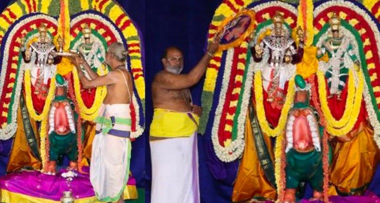 నాగ వాహనముపై శ్రీ సదాశివేశ్వరుడు