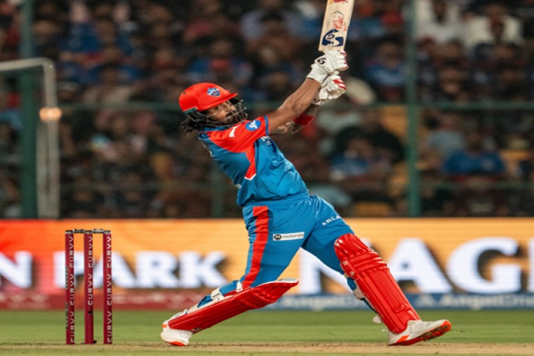 ఢిల్లీ క్యాపిటల్స్ వరుస విజయాలు.. RCB పై KL రాహుల్ విధ్వంసం..... 
