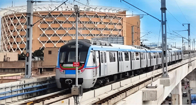 మెట్రో నిర్వహణలో భారీ మార్పు.. ప్రభుత్వ పరం దిశగా అడుగు