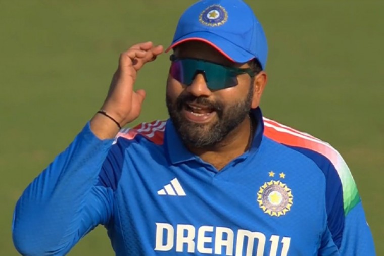 హర్షిత్ రానా పై ఫైర్ అయిన రోహిత్ శర్మ.. కారణం ఇదే....