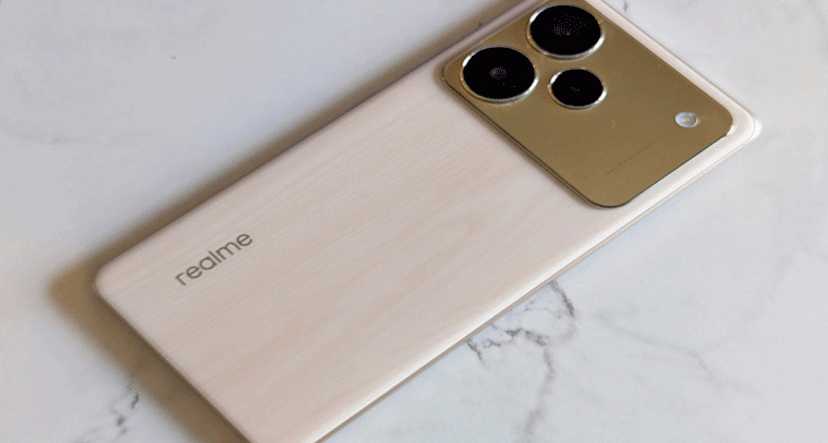 కొత్త Realme P4 Lite: ఎక్కువ బ్యాటరీ, స్టైలిష్ డిజైన్