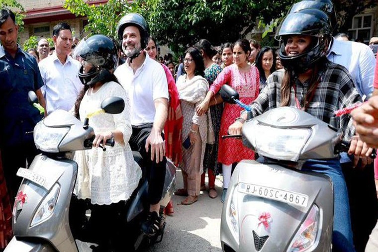 టీ20 మ్యాచ్‌లో 208 పరుగులు చేసిన భారత్

