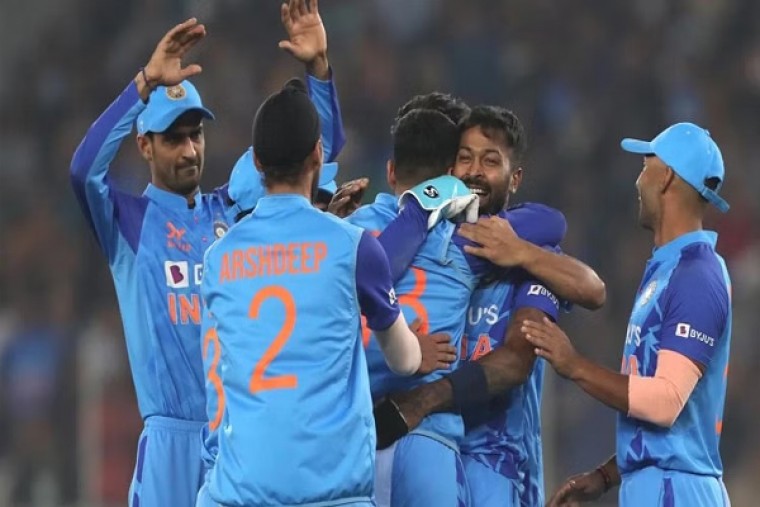 న్యూజిలాండ్ పై ఘన విజయం సాధించిన టీమిండియా

