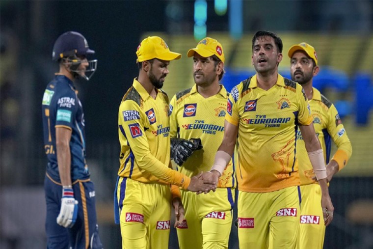 గుజరాత్ పై విజయం సాధించిన చెన్నై సూపర్ కింగ్స్

