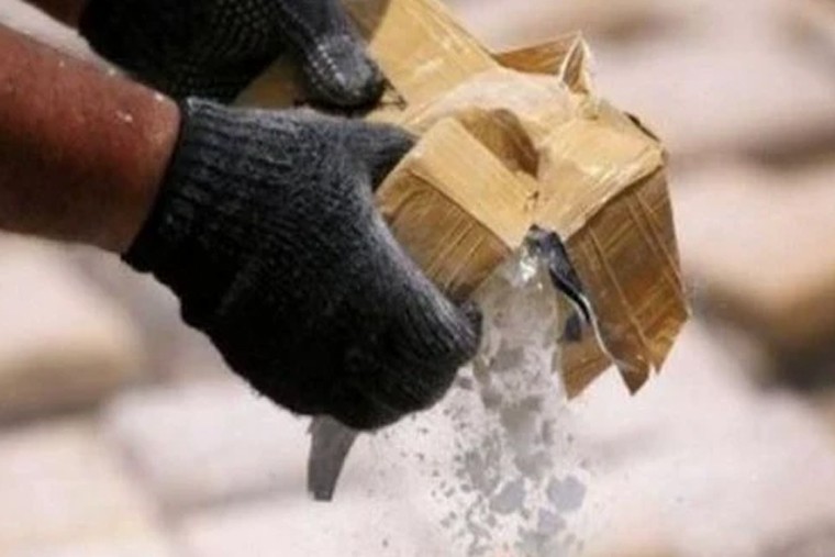 కడుపు నొప్పి సమస్యకు చెక్ పేటండి 

