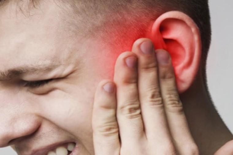 చెవి నొప్పితో బాధపడుతున్నారా....ఇలా చేయండి  

