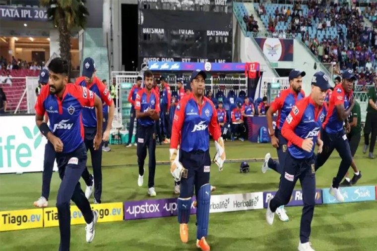 టాస్ గెలిచి బౌలింగ్ ఎంచుకున్న గుజరాత్ 

