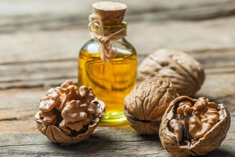 వాల్నట్ ఆయిల్ తో చాలా ఆరోగ్య ప్రయోజనాలు

