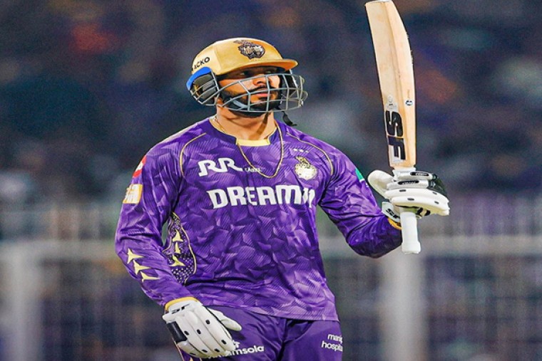 KKR vs SRH మొదటి ఇన్నింగ్స్ పూర్తి.. సన్ రైజర్స్ టార్గెట్ ఇదే... 