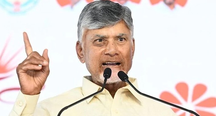 రాయలసీమను 'రతనాల సీమ'గా మార్చడమే మా లక్ష్యం: సాగునీటి సంఘాల సదస్సులో సీఎం చంద్రబాబు

