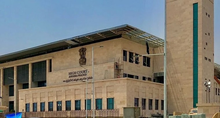 హైకోర్టు ఆదేశం.. జయమంగళ వెంకటరమణ రాజీనామాపై నాలుగు వారాల్లో నిర్ణయం తీసుకోండి!

