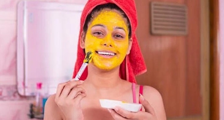 పెరుగు, శనగపిండి, పసుపు.. చర్మ సౌందర్యానికి అద్భుతమైన ఇంటి చిట్కా.. కెమికల్స్ వద్దు, సహజంగా మెరిసిపోండి!


