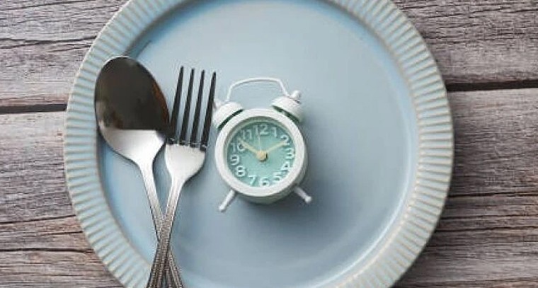 ఆరోగ్యానికి 'ఉపవాసం' వరం.. యవ్వనాన్ని కాపాడే అద్భుత చిట్కా!

