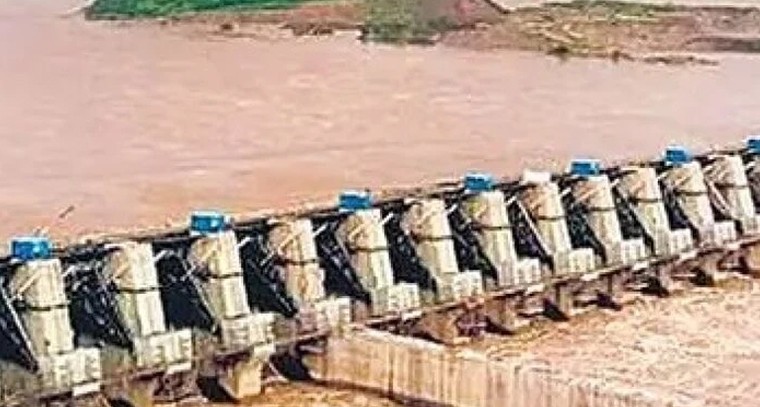 పోలవరం నిధుల కోత: తగ్గిన కేటాయింపులు.. కుదిసిన నిల్వ సామర్థ్యం!

