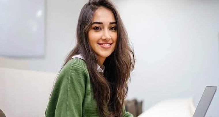 కేంద్ర సంస్కృత యూనివర్సిటీలో కొలువుల జాతర: 43 నాన్-టీచింగ్ పోస్టులకు నోటిఫికేషన్ విడుదల!

