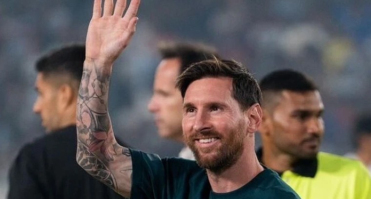 భారత్‌లో మెస్సీ సందడి.. ప్రధాని మోదీతో భేటీ నేడే.. సినీ, క్రీడా ప్రముఖులతో ఎగ్జిబిషన్ మ్యాచ్!

