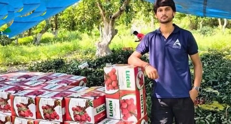 లక్ష పెట్టుబడితో మొదలై రూ. 2.5 కోట్ల టర్నోవర్‌కి.. 10 వేల మంది రైతుల జీవితాల్లో వెలుగులు నింపిన యువకుడు!

