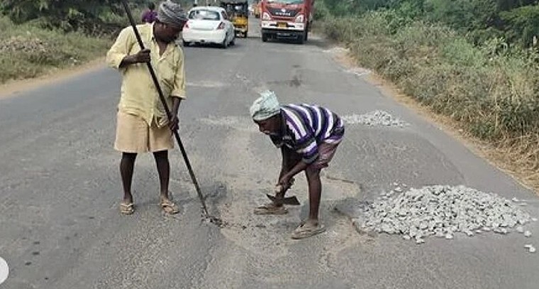 ఏపీ రోడ్లకు భారీ బూస్ట్.. రూ.276 కోట్లతో మరమ్మతులకు గ్రీన్ సిగ్నల్!

