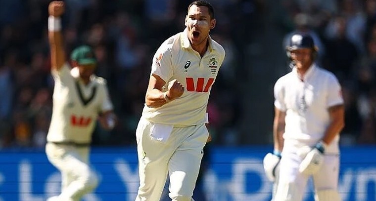 యాషెస్ సిరీస్‌: ఒకే రోజు కుప్పకూలిన రెండు జట్లు.. ఆసీస్ 152, ఇంగ్లండ్ 110 ఆలౌట్!

