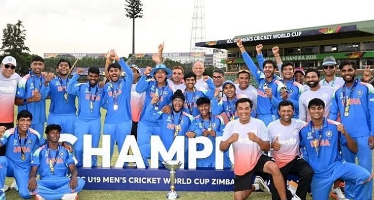 విశ్వవిజేతగా భారత్ సంచలనం: ఐసీసీ నుంచి 'సున్నా'.. బీసీసీఐ నుంచి భారీ 'నజరానా'!

