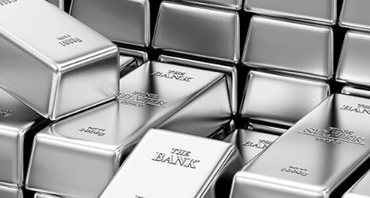 బడ్జెట్ 2026: వెండి ధరలకు రెక్కలు వస్తాయా? ఇన్వెస్టర్ల చూపు నిర్మలమ్మ నిర్ణయంపైనే!

