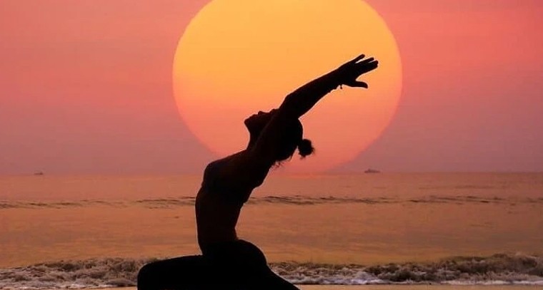 ఆరోగ్య ప్రదాత సూర్యభగవానుడు.. సూర్య నమస్కారాలతో సంపూర్ణ జీవన వికాసం

