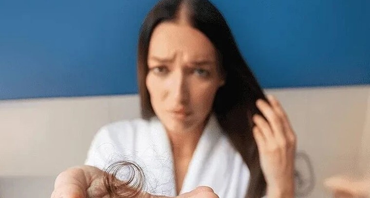 నిద్ర కరువైతే నీలివేణికి ముప్పే: జుట్టు రాలడానికి అసలు కారణం ఇదే!

