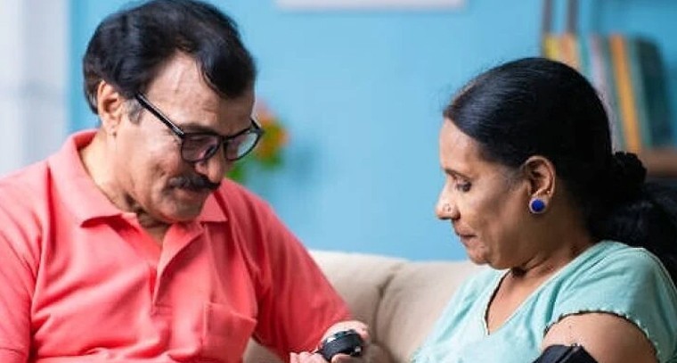 అధిక రక్తపోటుకు చెక్.. గుండె ఆరోగ్యం కోసం పాటించాల్సిన ముఖ్యమైన సూత్రాలు

