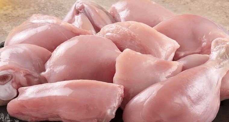 తెలుగు రాష్ట్రాల్లో మాంసం, గుడ్ల ధరలు ఆకాశానికి..!

