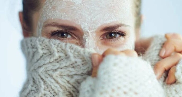 చలికాలంలో చర్మం మెరిసేలా... ఈ టిప్స్ ట్రై చేయండి!

