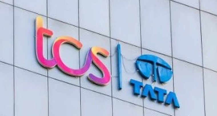 టీసీఎస్ సంచలన నిర్ణయం.. ఆఫీస్‌కు రాకుంటే ప్రమోషన్లు, జీతాల పెంపు నిలిపివేత!


