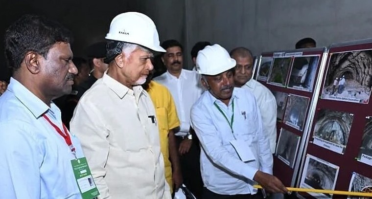 పోలవరం పనుల్లో వేగం.. వచ్చే ఏడాది మార్చి నాటికి కీలక మైలురాయి: సీఎం చంద్రబాబు


