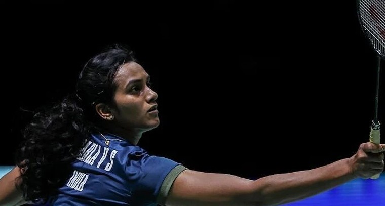 మలేషియా ఓపెన్‌లో సింధు పంజా.. వరుస సెట్లలో ప్రత్యర్థిని చిత్తు చేసి ప్రి-క్వార్టర్స్‌లోకి ఎంట్రీ!


