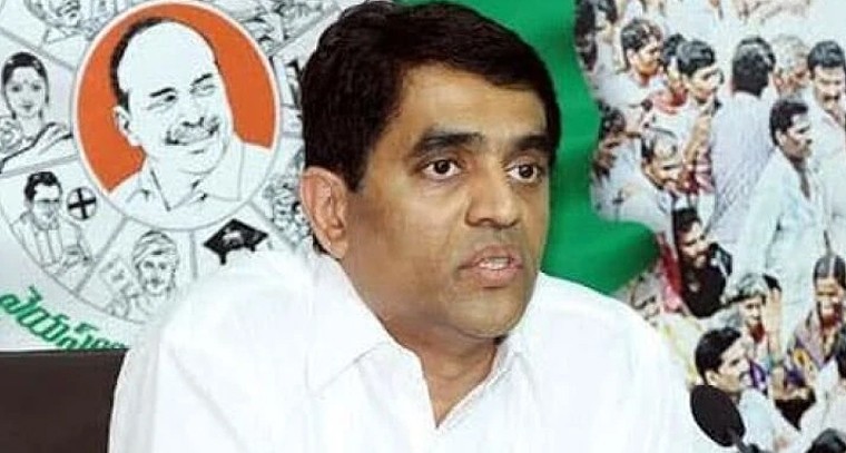 పోలవరం ఎత్తుపై సందిగ్ధత.. కేంద్రం నిర్ణయంపై వైసీపీ తీవ్ర ఆగ్రహం

