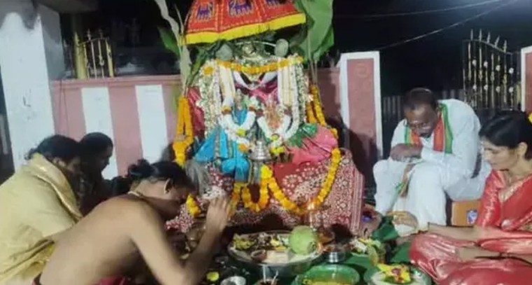 శివపార్వతుల దివ్య కళ్యాణోత్సవం.. కార్తీక మాసంలో ఆలయం భక్తి ఝరులు పారాయి!

