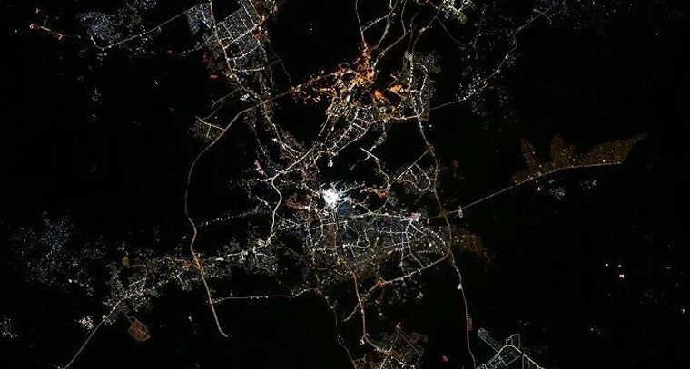 స్పేస్ నుంచి కాబా మాంత్రికత.. ISS ఆర్బిట్‌లో మక్కా యొక్క అద్భుత దృశ్యం వైరల్!

