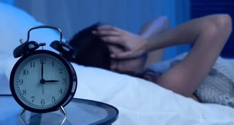 అలారంతో నిద్ర లేవడం వల్ల బీపీ, ఒత్తిడి సమస్యలు