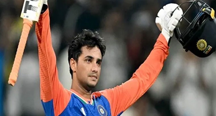 టాప్‌లోకి దూసుకొచ్చిన అభిషేక్