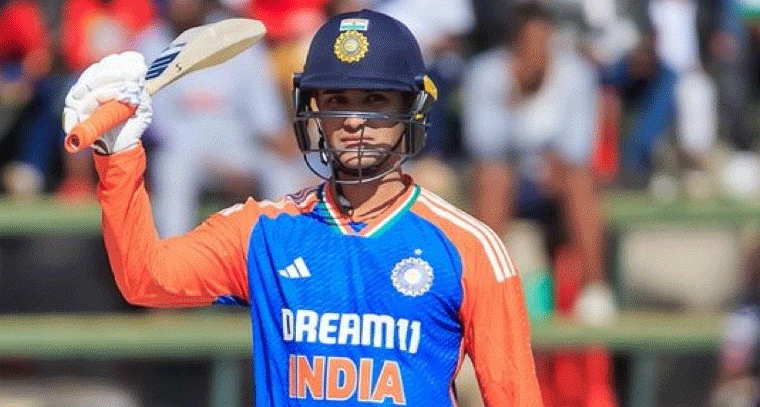 రెండో టీ20లో పీకల్లోతు కష్టాల్లో భారత్...క్రీజులో ఉన్న అభిషేక్ శర్మ