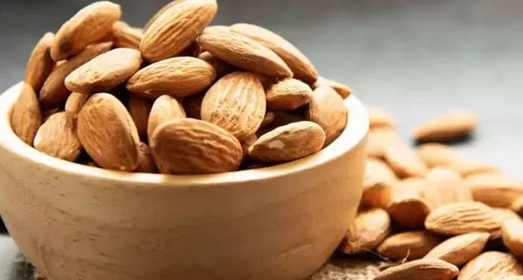 బరువు తగ్గడానికి రోజుకు ఎన్ని బాదం పప్పులు తినాలి?