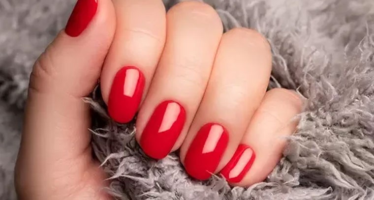 గోళ్ల రంగు మంచిదా.. కాదా?