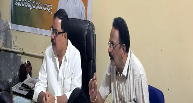 కార్ల ధరలను పెంచిన హ్యుందాయ్