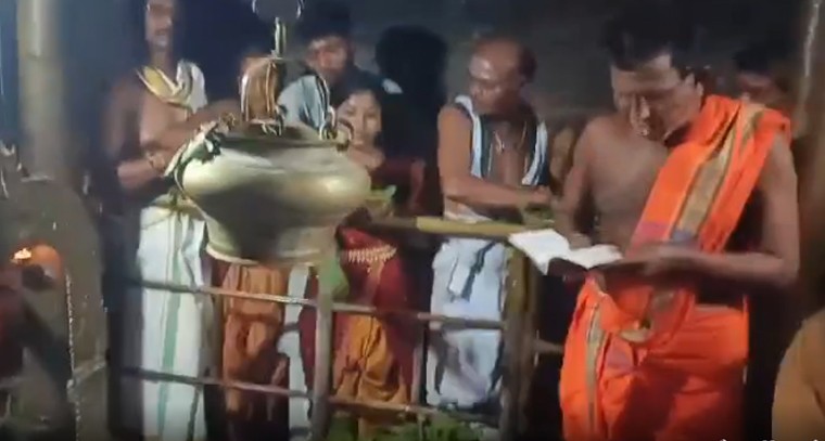 జలుమూరు: శ్రీముఖలింగేశ్వరునికి భక్తిశ్రద్ధలతో బిల్వార్చన

